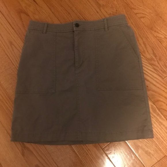 Kaki cotton skirt. Size 4. - Picture 1 of 4